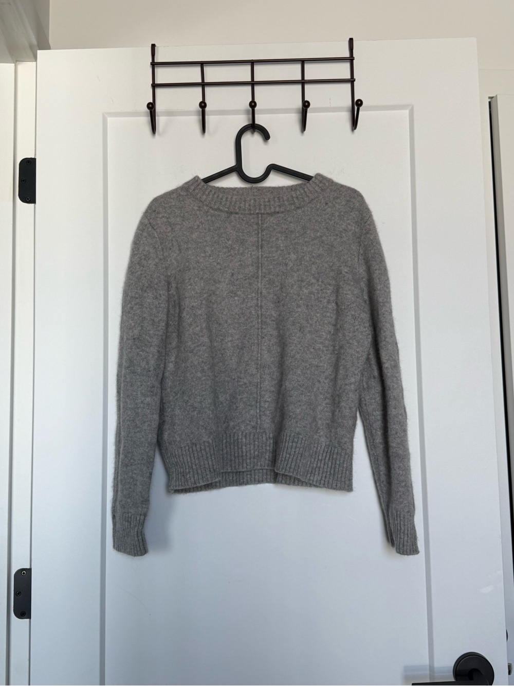 Just Cashmere Women’s Grey Sweater
